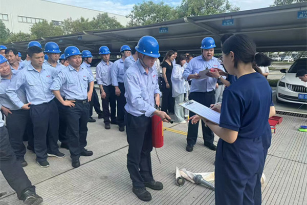 筑牢安全防線!奇億金屬開展全員安全消防實戰培訓 圖2